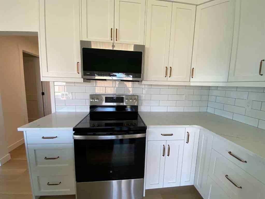 MLS® A2234108 - 4 Williams Avenue  in NONE Olds, Residential