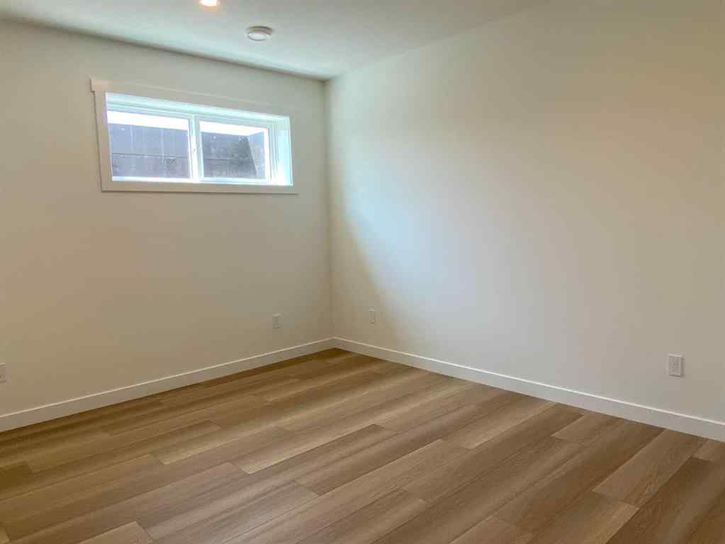MLS® A2234108 - 4 Williams Avenue  in NONE Olds, Residential