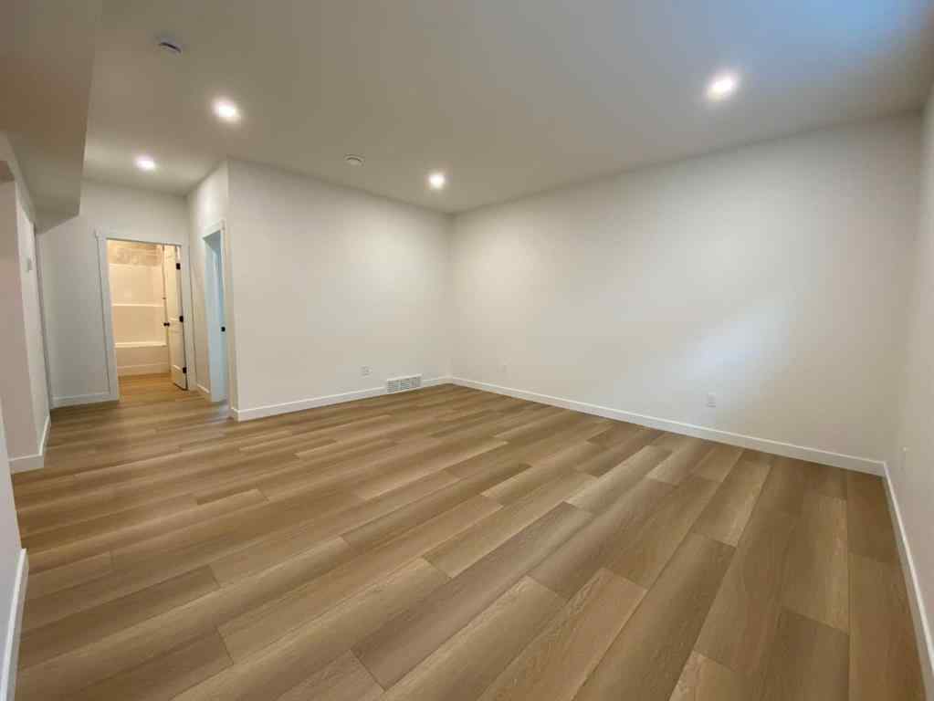 MLS® A2234108 - 4 Williams Avenue  in NONE Olds, Residential