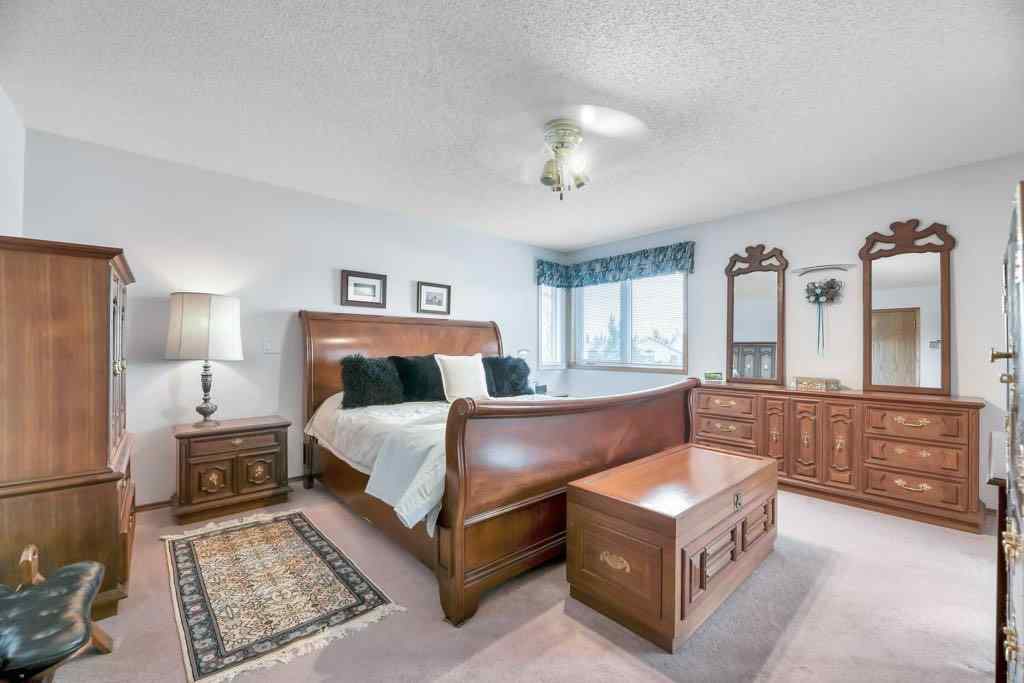 MLS® A2234109 - 517 Lakeside Greens Place  in Lakeside Greens Chestermere, Residential