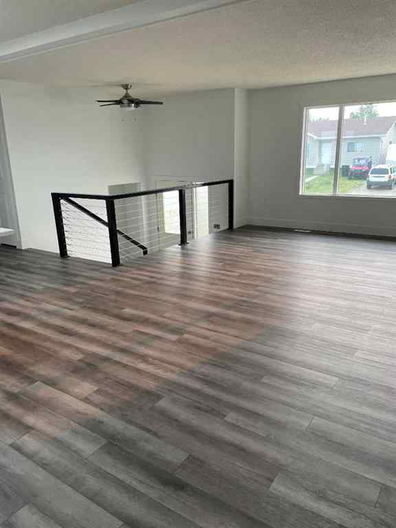 MLS® A2234110 - 4406 56 Street  in NONE Grimshaw, Residential