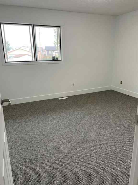MLS® A2234110 - 4406 56 Street  in NONE Grimshaw, Residential