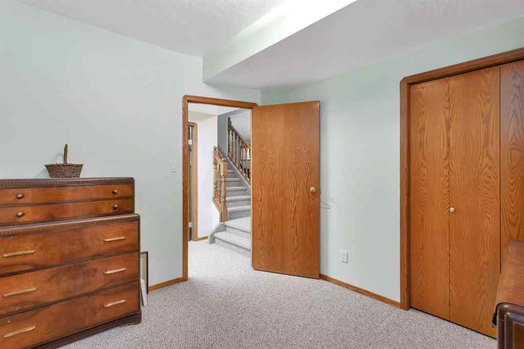 MLS® A2234112 - 4000 42 Street  in Rocky Mtn House Rocky Mountain House, Residential