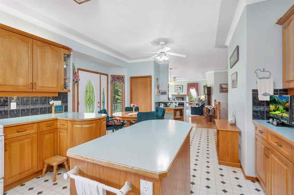 MLS® A2234112 - 4000 42 Street  in Rocky Mtn House Rocky Mountain House, Residential