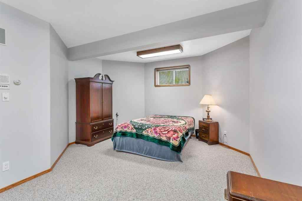 MLS® A2234112 - 4000 42 Street  in Rocky Mtn House Rocky Mountain House, Residential