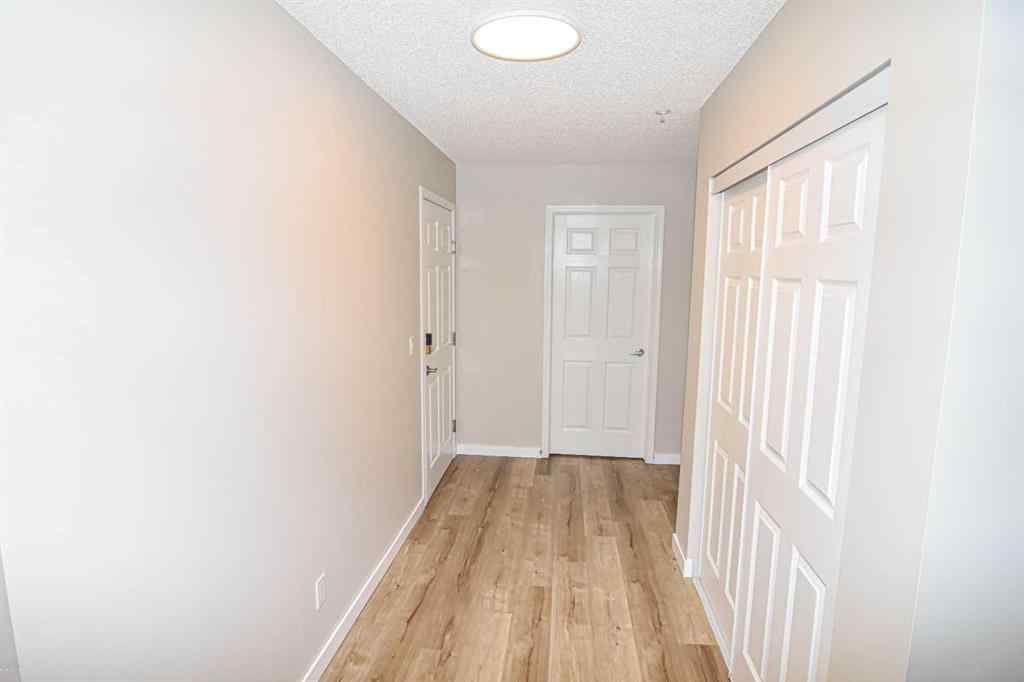 MLS® A2234113 - Unit #109 2022 Canyon Meadows Drive SE in Queensland Calgary, Residential