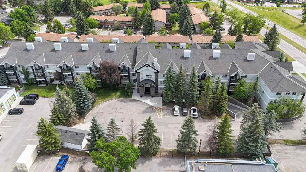 MLS® A2234113 - Unit #109 2022 Canyon Meadows Drive SE in Queensland Calgary, Residential