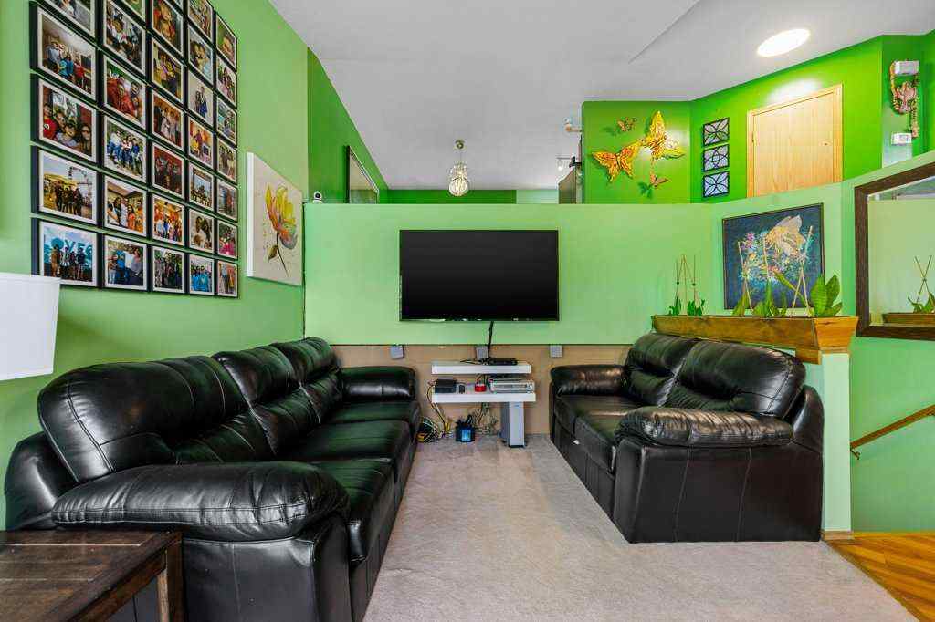 MLS® A2234120 - 29 Country Hills Drive NW in Country Hills Calgary, Residential