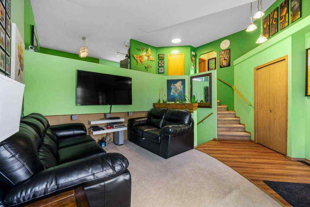 MLS® A2234120 - 29 Country Hills Drive NW in Country Hills Calgary, Residential