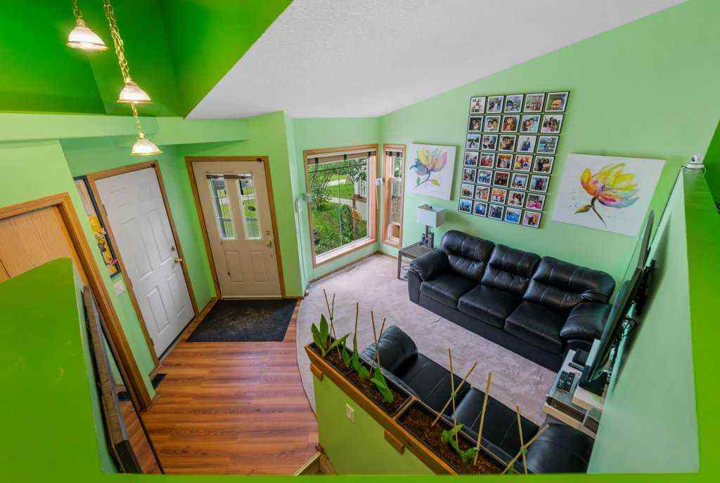 MLS® A2234120 - 29 Country Hills Drive NW in Country Hills Calgary, Residential