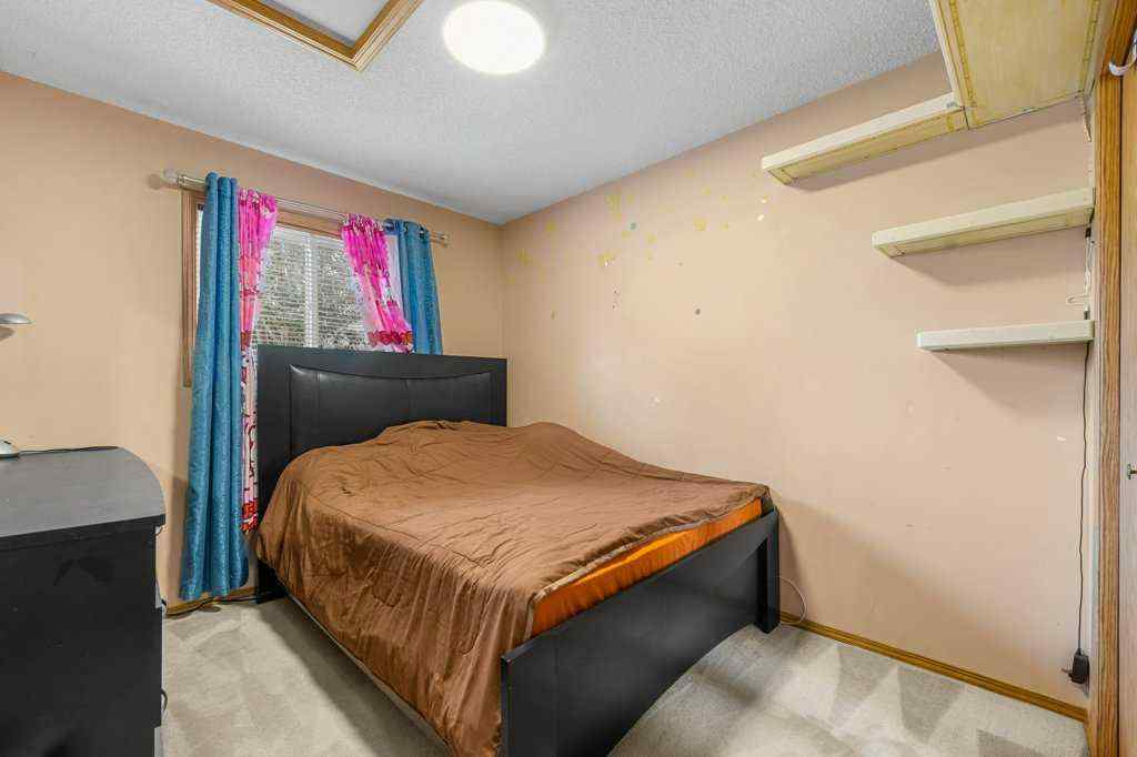 MLS® A2234120 - 29 Country Hills Drive NW in Country Hills Calgary, Residential