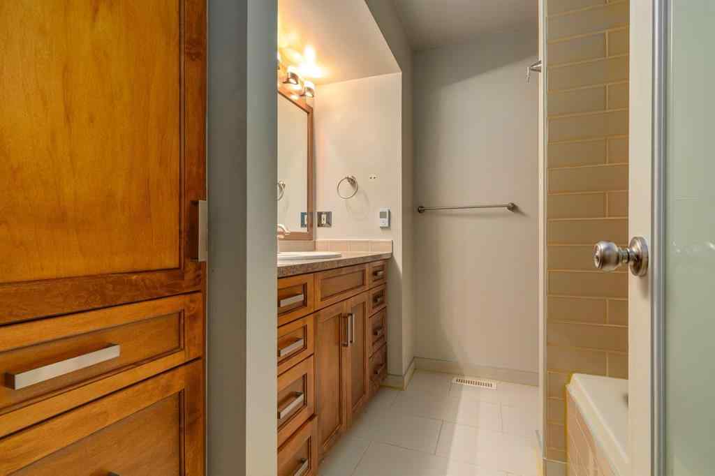 MLS® A2234136 - Unit #804 13104 Elbow Drive SW in Canyon Meadows Calgary, Residential