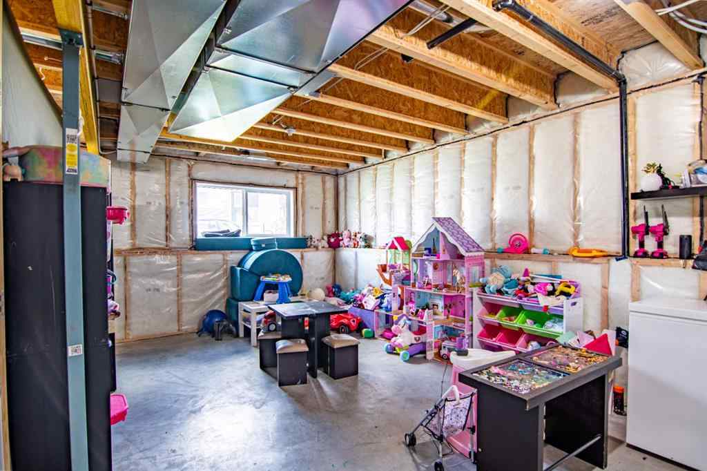 MLS® A2234155 - 210 LIVINGSTON Close  in Laredo Red Deer, Residential