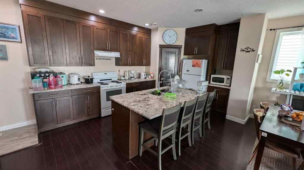 MLS® A2234165 - 7013 50 Avenue  in Cascades Camrose, Residential