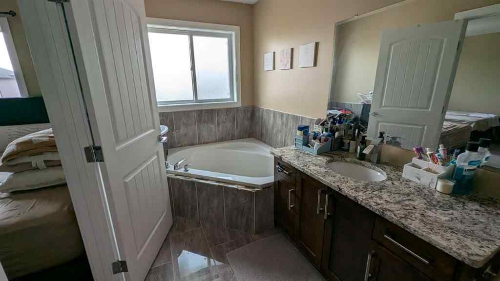 MLS® A2234165 - 7013 50 Avenue  in Cascades Camrose, Residential