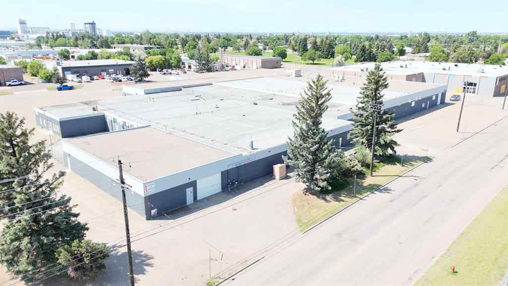 MLS® A2234186 - 2930 9 Avenue N in Shackleford Industrial Park Lethbridge, Commercial