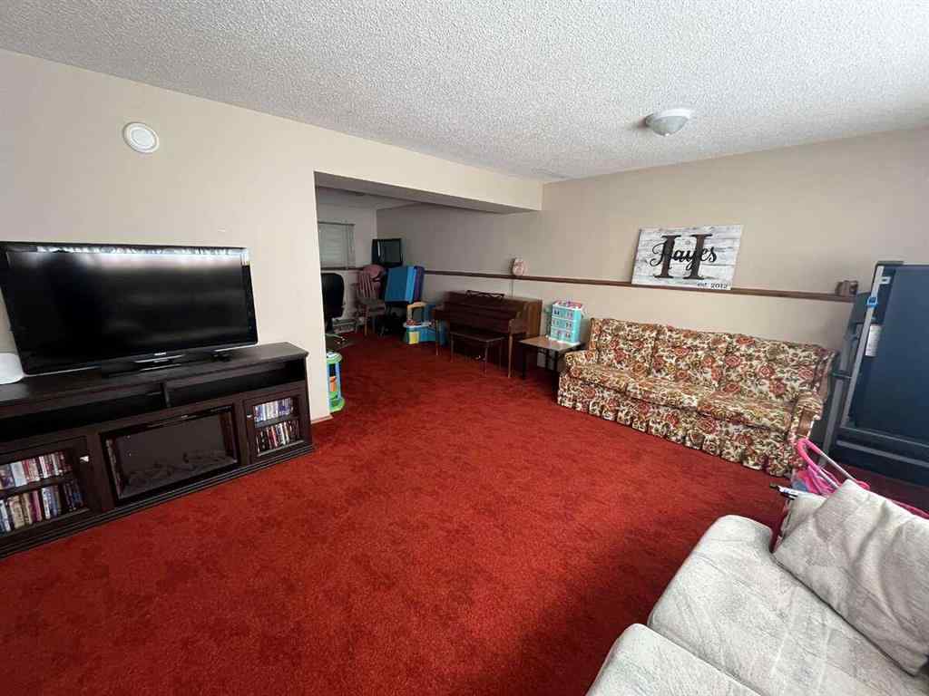 MLS® A2234192 - 5226 52 Street  in Daysland Daysland, Residential