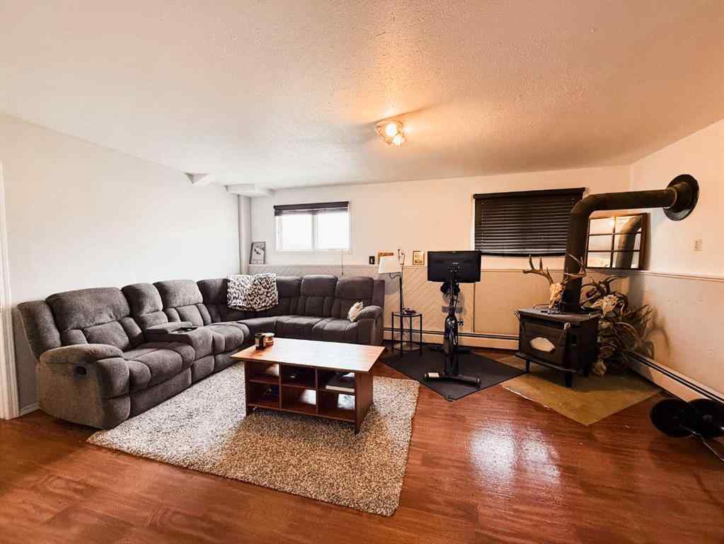 MLS® A2234224 - 4914 52 Street  in NONE Eaglesham, Residential