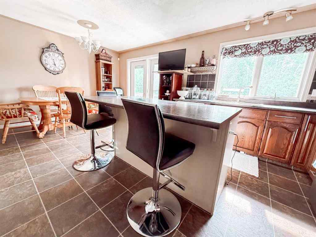 MLS® A2234224 - 4914 52 Street  in NONE Eaglesham, Residential