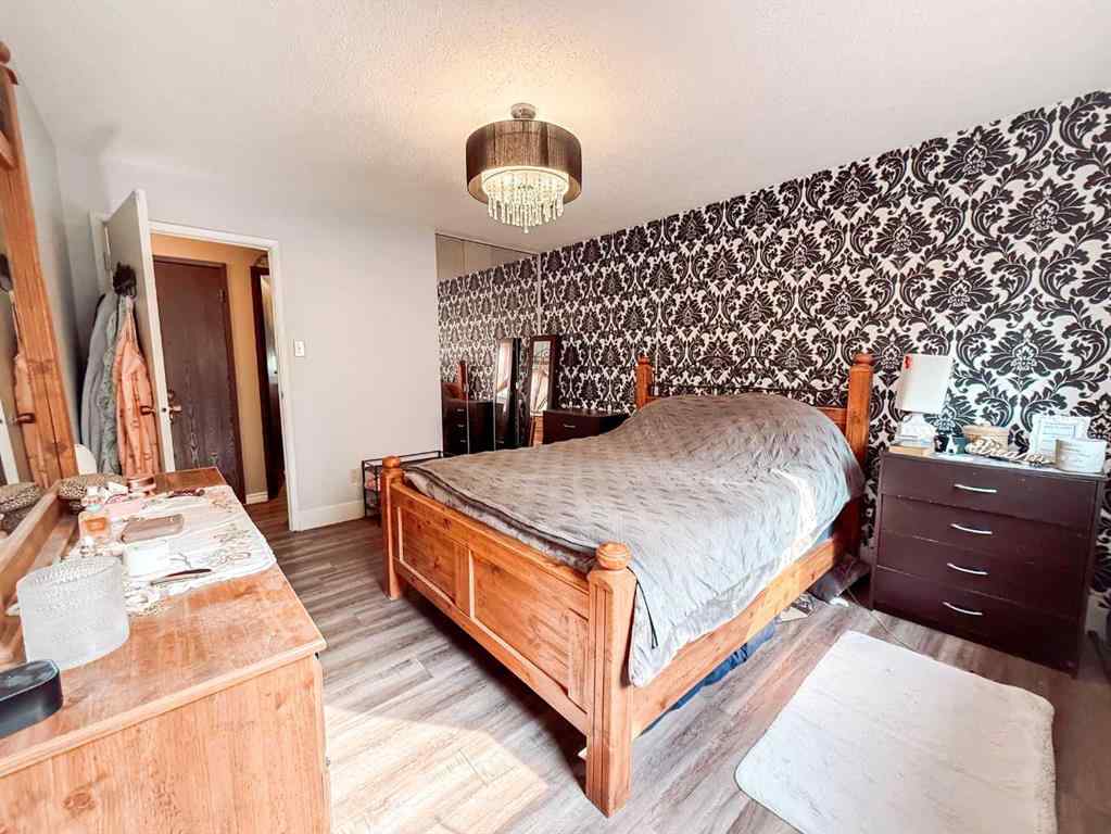MLS® A2234224 - 4914 52 Street  in NONE Eaglesham, Residential