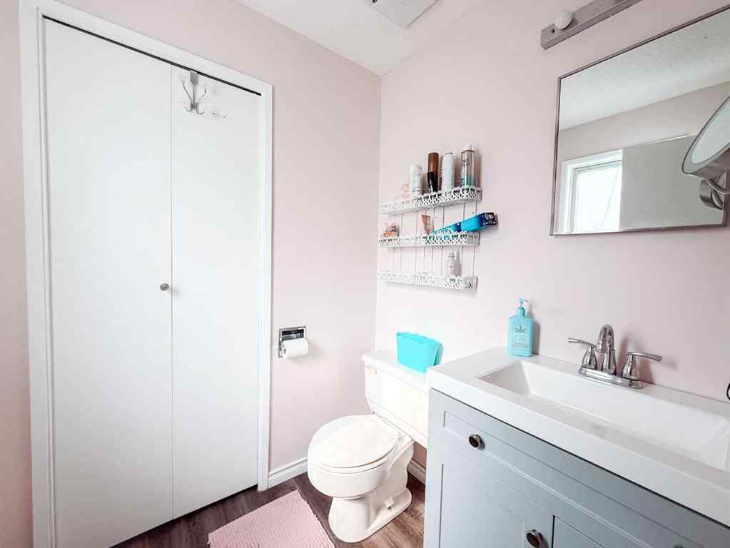 MLS® A2234224 - 4914 52 Street  in NONE Eaglesham, Residential