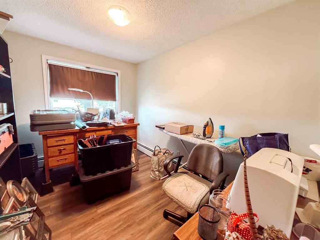 MLS® A2234224 - 4914 52 Street  in NONE Eaglesham, Residential