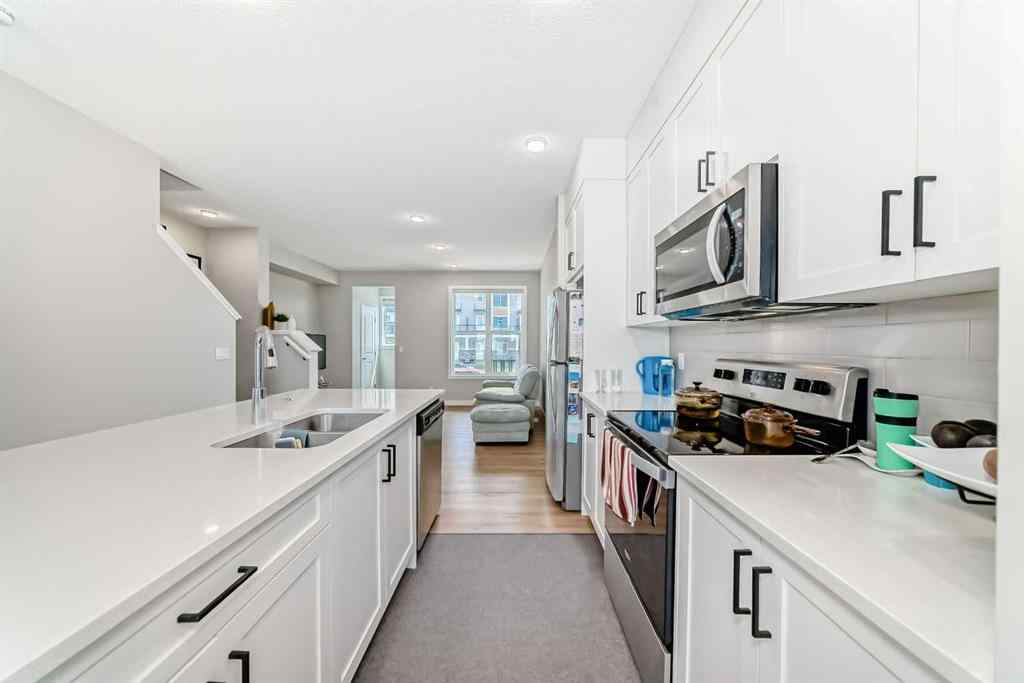 MLS® A2234226 - 620 Savanna Boulevard NE in Saddle Ridge Calgary, Residential