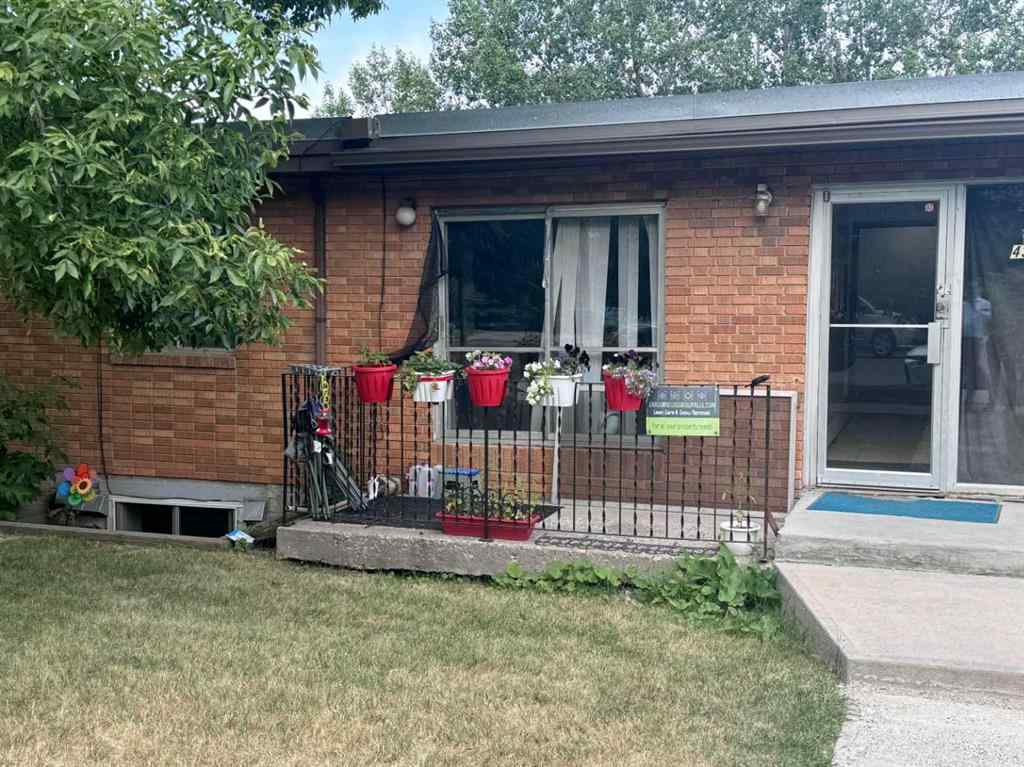 MLS® A2234251 - Unit #306 4328 4 Street NW in Highland Park Calgary, Residential
