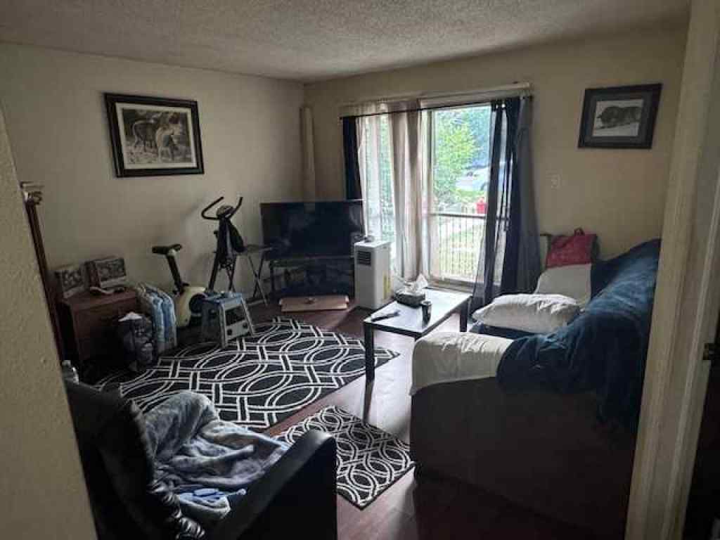 MLS® A2234251 - Unit #306 4328 4 Street NW in Highland Park Calgary, Residential