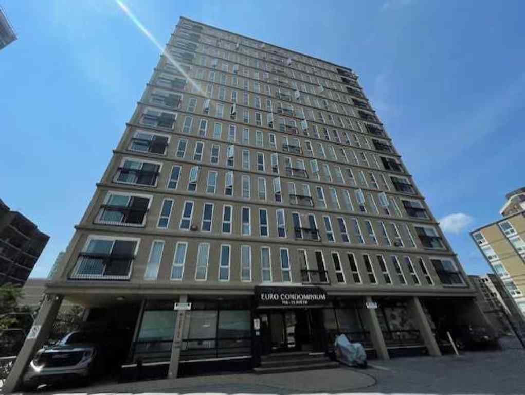 MLS® A2234256 - Unit #704 706 15 Avenue SW in Beltline Calgary, Residential