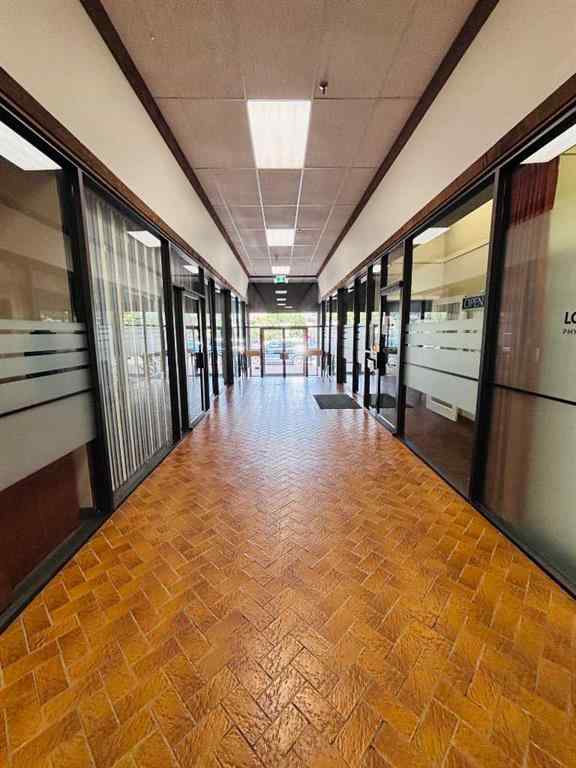 MLS® A2234262 - Unit #5 202 5 Avenue SE in NONE Medicine Hat, Commercial