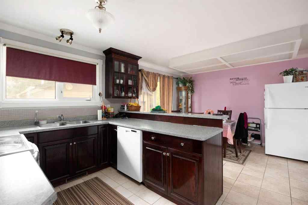 MLS® A2234281 - 109 Hillcrest Drive  in Thickwood Fort McMurray, Residential