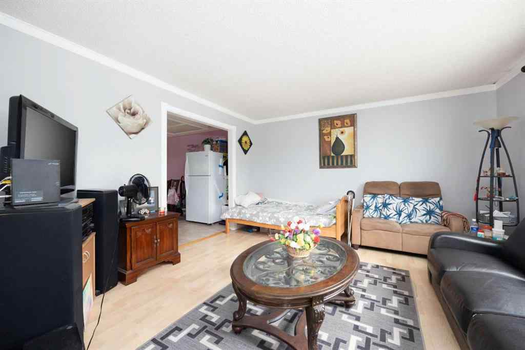 MLS® A2234281 - 109 Hillcrest Drive  in Thickwood Fort McMurray, Residential