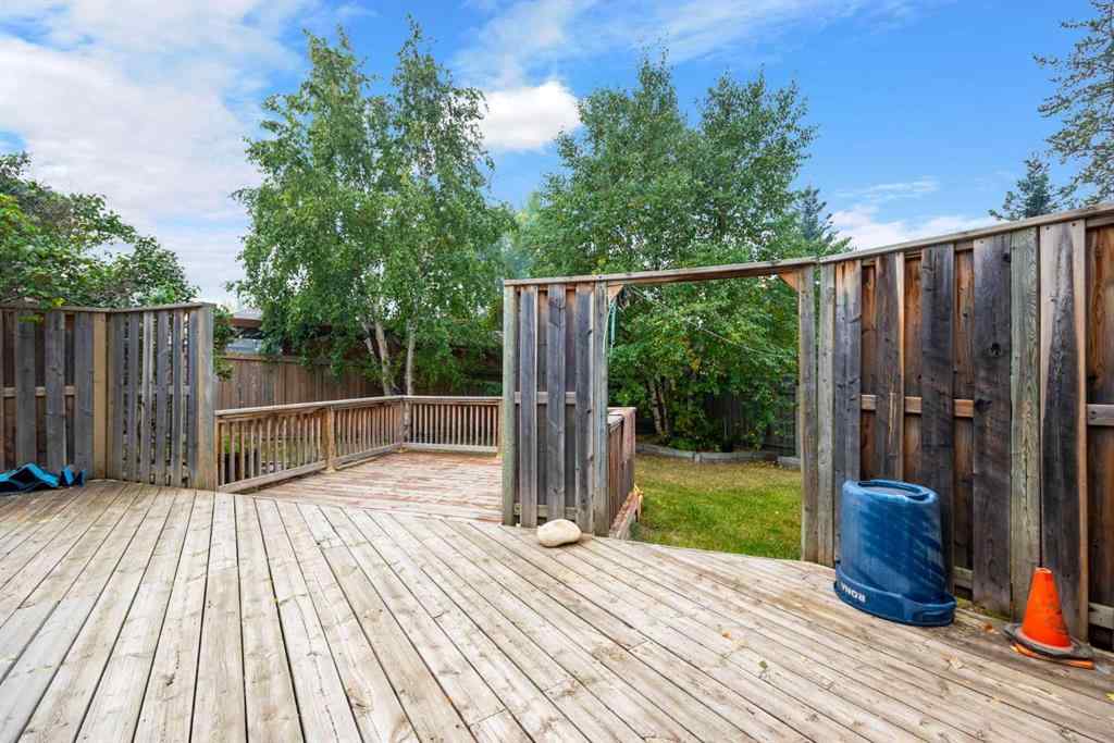 MLS® A2234281 - 109 Hillcrest Drive  in Thickwood Fort McMurray, Residential