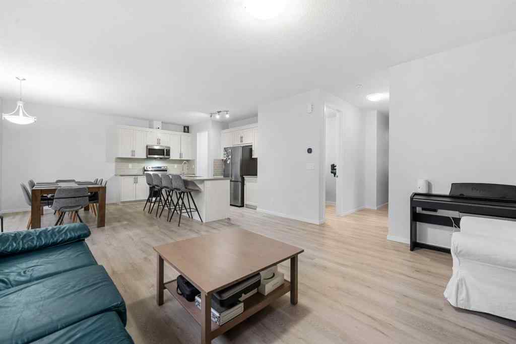 MLS® A2234288 - 281 Yorkville Road SW in Yorkville Calgary, Residential