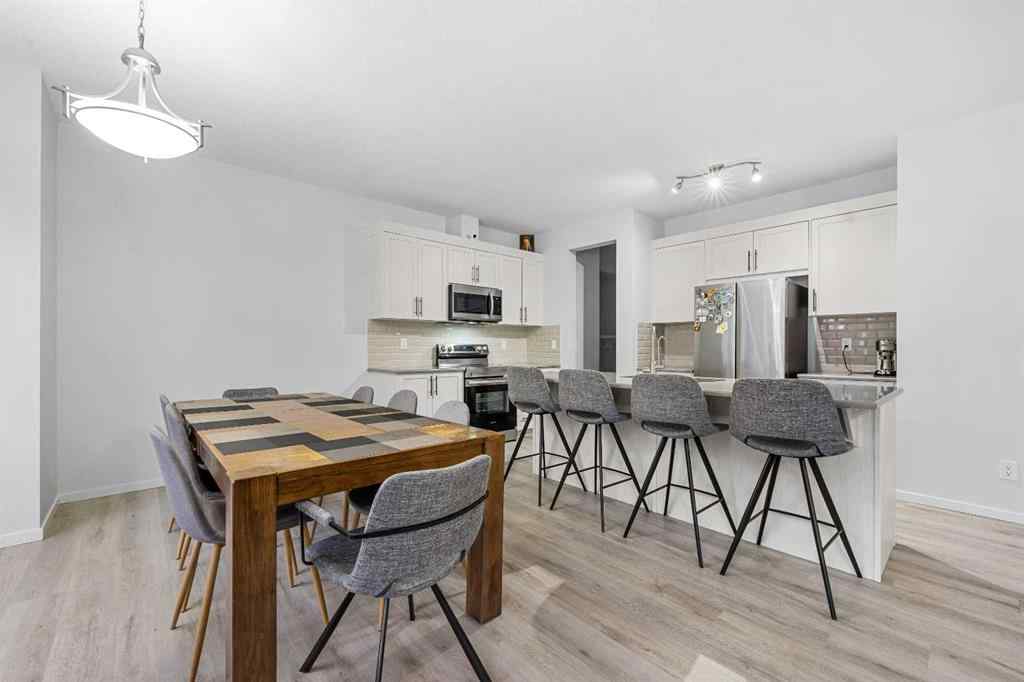 MLS® A2234288 - 281 Yorkville Road SW in Yorkville Calgary, Residential