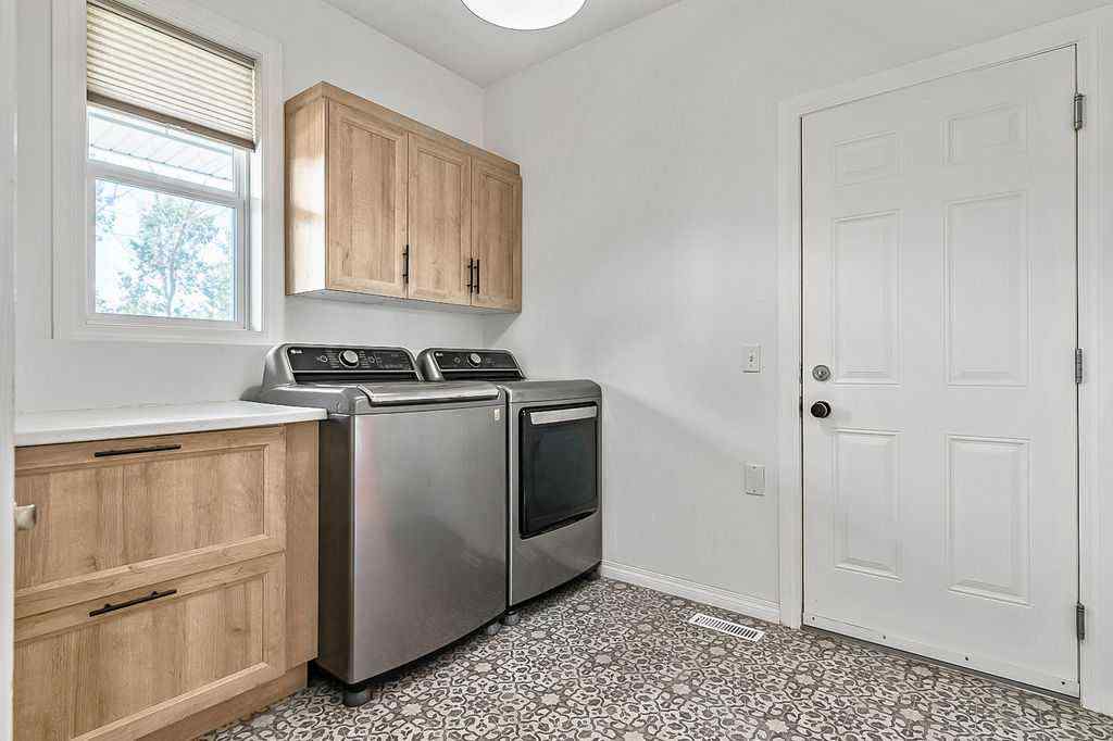 MLS® A2234292 - 3 Winters Way  in Air Ranch Okotoks, Residential