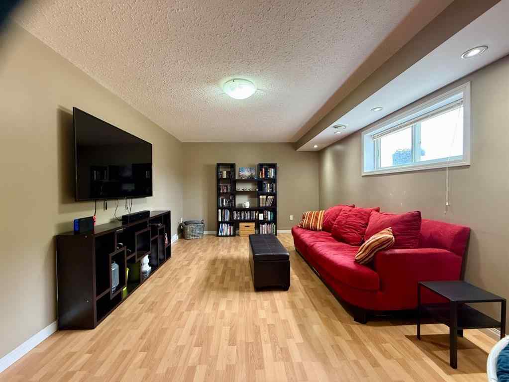 MLS® A2234333 - 5144 56 Avenue  in Edgerton Edgerton, Residential