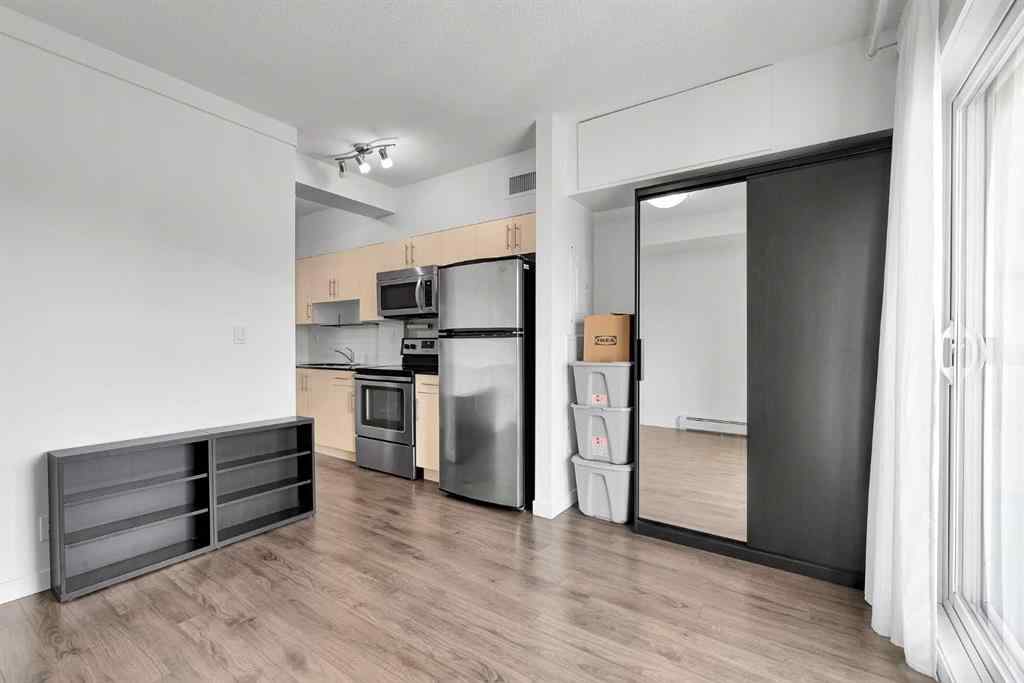 MLS® A2234340 - Unit #308 1740 9 Street NW in Mount Pleasant Calgary, Residential