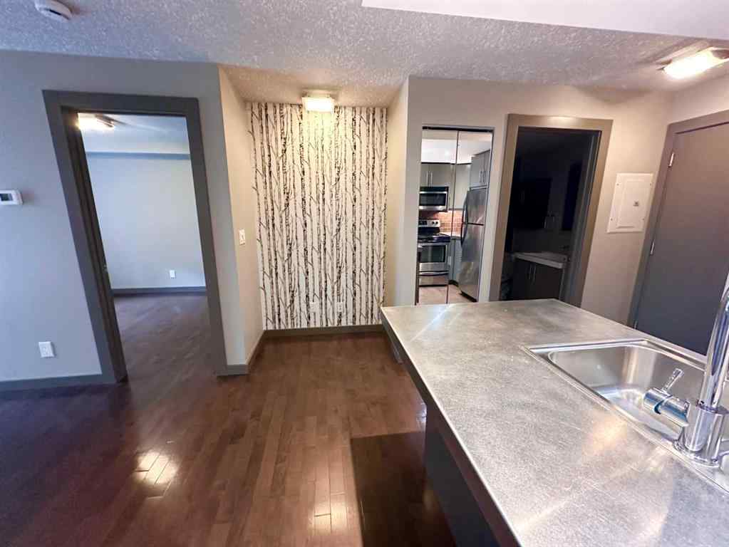 MLS® A2234346 - Unit #104 2411 29 Street SW in Killarney/Glengarry Calgary, Residential