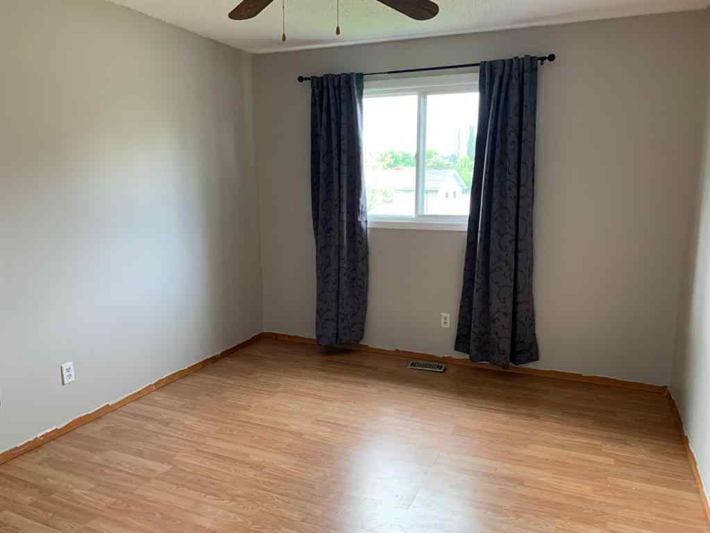 MLS® A2234350 - 4703 55 Avenue  in NONE Whitecourt, Residential
