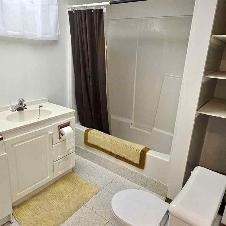 MLS® A2234363 - 4827 5 Avenue   in Edson Edson, Residential