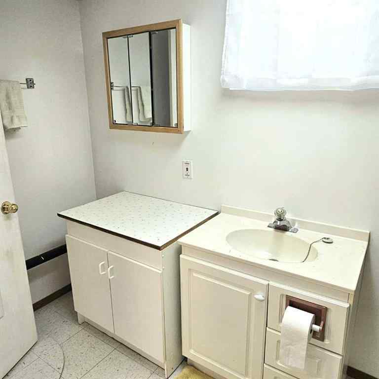 MLS® A2234363 - 4827 5 Avenue   in Edson Edson, Residential