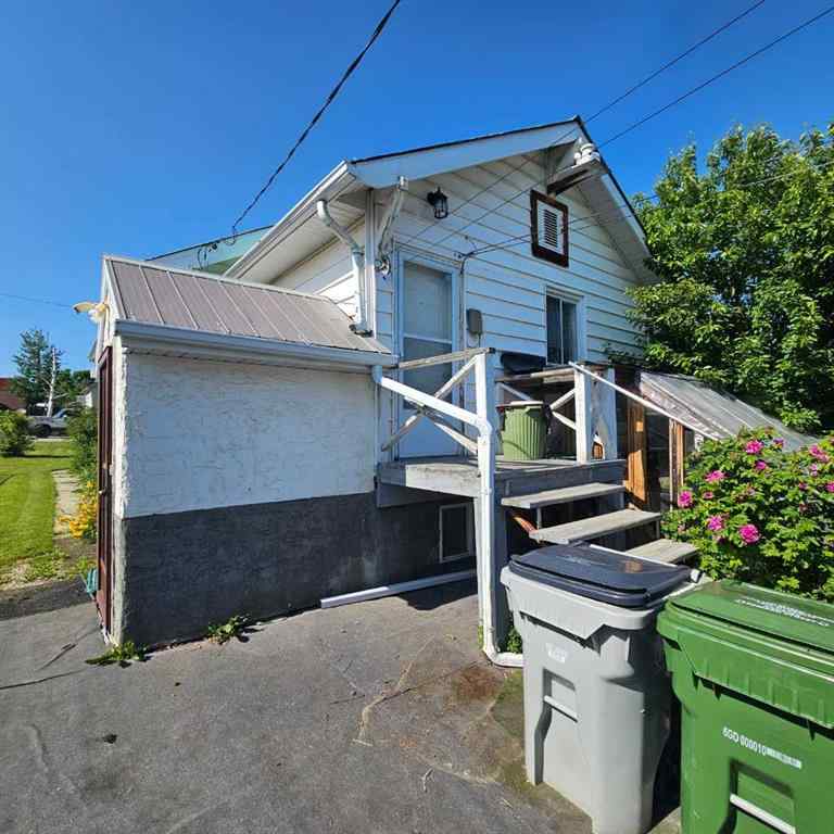 MLS® A2234363 - 4827 5 Avenue   in Edson Edson, Residential