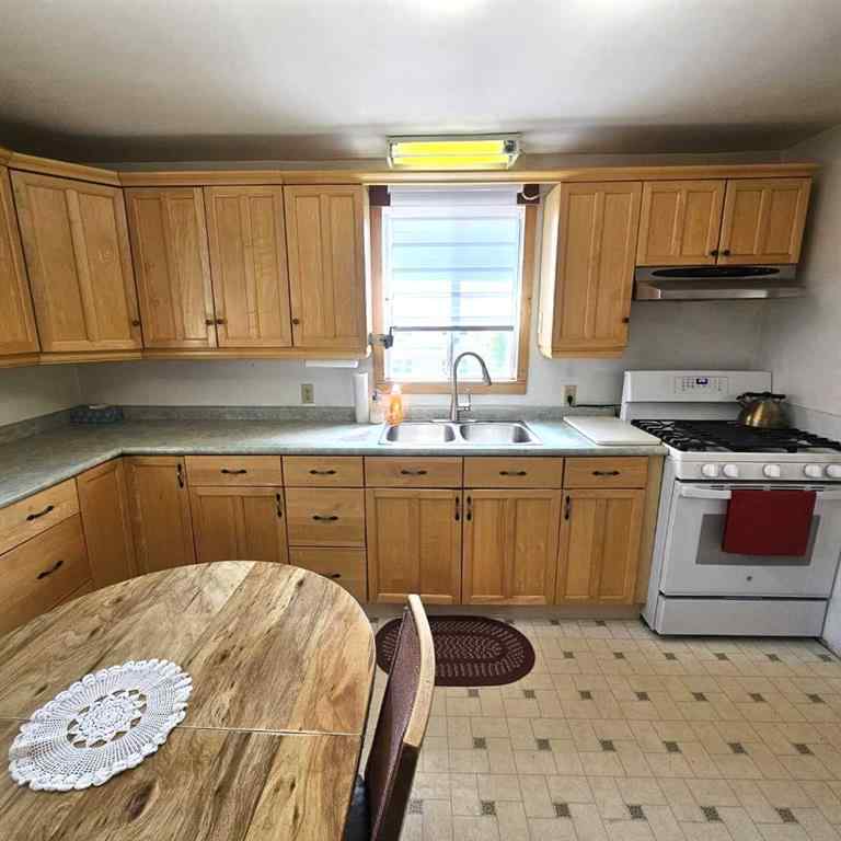 MLS® A2234363 - 4827 5 Avenue   in Edson Edson, Residential