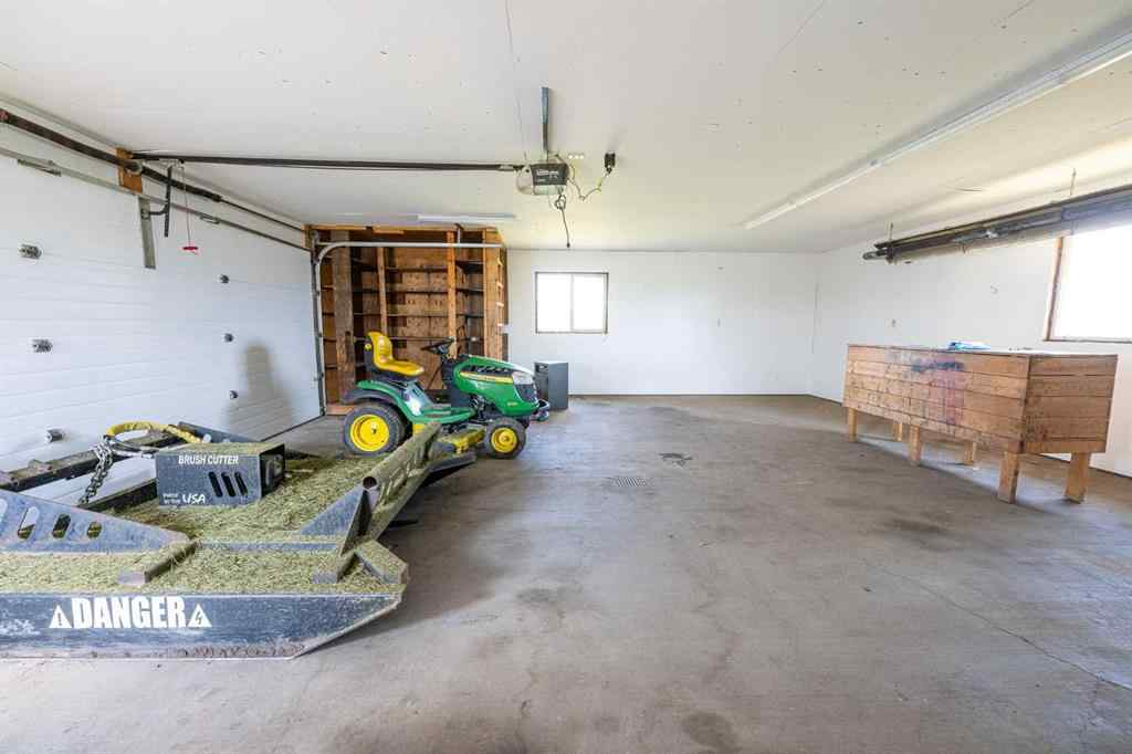 MLS® A2234375 - Unit #6 712016 72A Range  in Dimsdale Industrial Park Dimsdale, Commercial