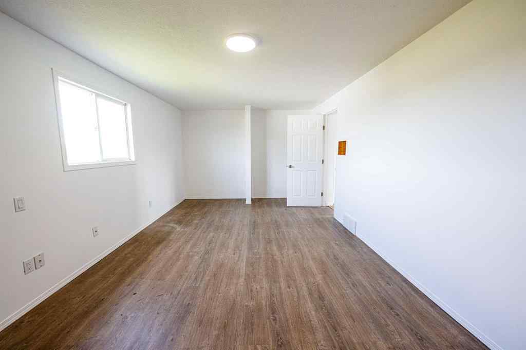 MLS® A2234375 - Unit #6 712016 72A Range  in Dimsdale Industrial Park Dimsdale, Commercial