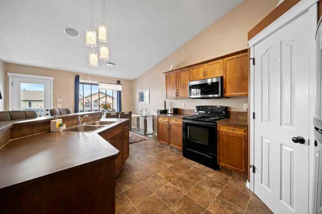MLS® A2234395 - 308 Lancaster Drive  in Lonsdale Red Deer, Residential
