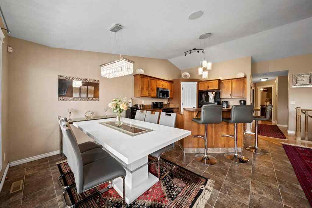 MLS® A2234395 - 308 Lancaster Drive  in Lonsdale Red Deer, Residential