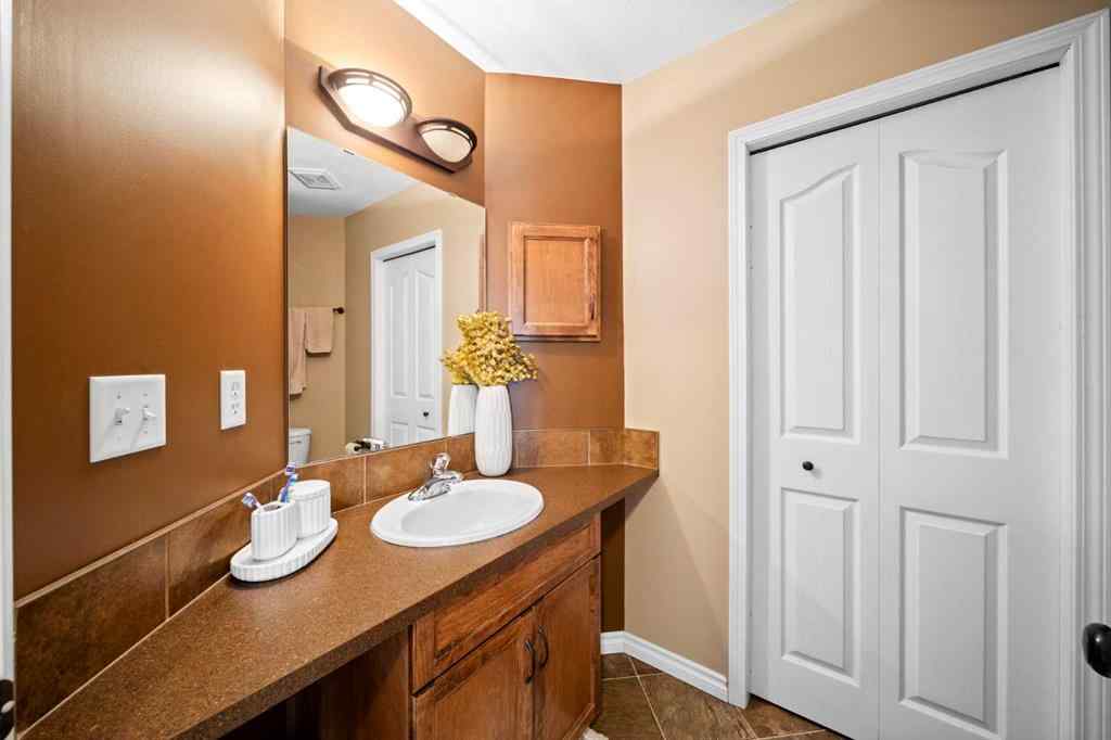 MLS® A2234395 - 308 Lancaster Drive  in Lonsdale Red Deer, Residential